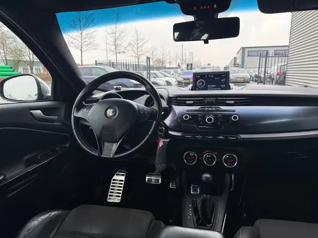 Alfa Romeo Giulietta 1.4 T Distinctive 2013 Benzine 17