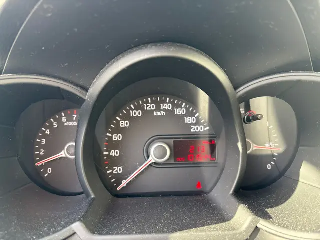 Kia Picanto 1.0 CVVT ISG Comfort Pack 2014 Benzine 15