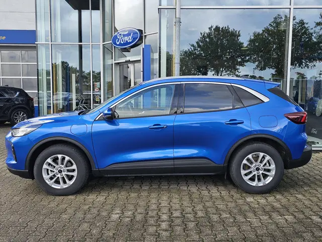 Ford Kuga 2.5 PHEV Titanium 2024 Hybride Benzine 2