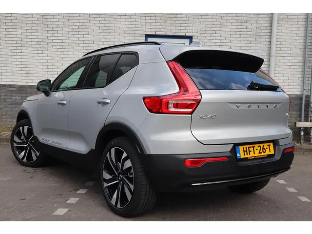 Volvo XC40 2.0 B4 Plus Dark 2025 Benzine 5