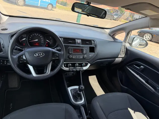 Kia Rio 1.2 CVVT Comfort Pack 2013 Benzine 14