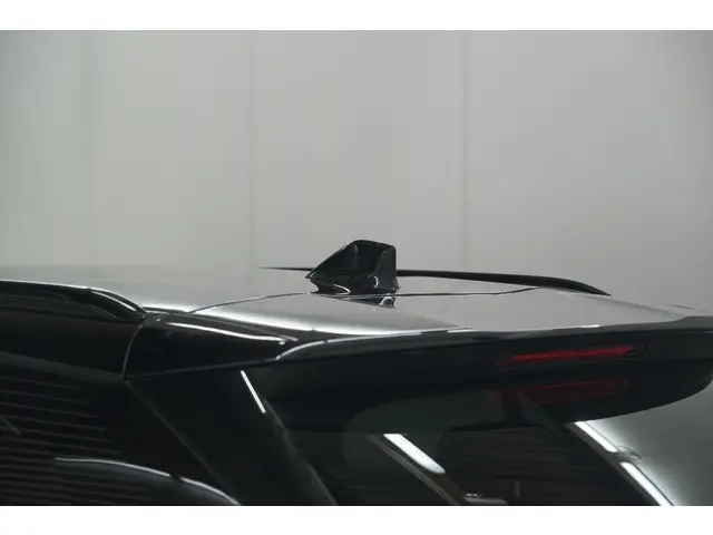 Peugeot 2008 PureTech 130 EAT8 GT 2024 Benzine 23