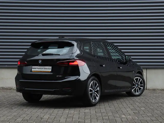BMW 2 Serie Active Tourer 218i 2024 Benzine 2