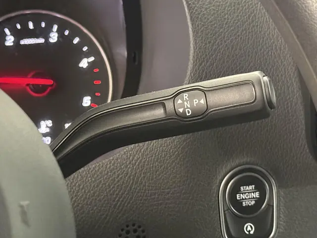 Mercedes-Benz Sprinter 317 CDI L4 Maxi 2024 Diesel 32