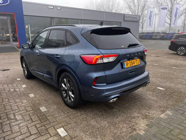 Ford Kuga 1.5 EcoBoost ST-Line X 2021 Benzine 4