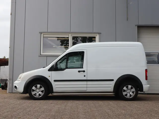 Ford Transit Connect T230L 1.8 TDCi Trend 2013 Diesel 3