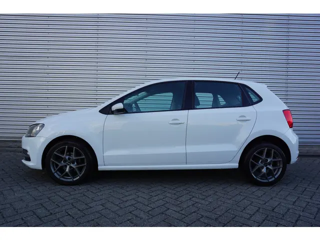 Volkswagen Polo 1.0 Comfortline Edition 2016 Benzine 4