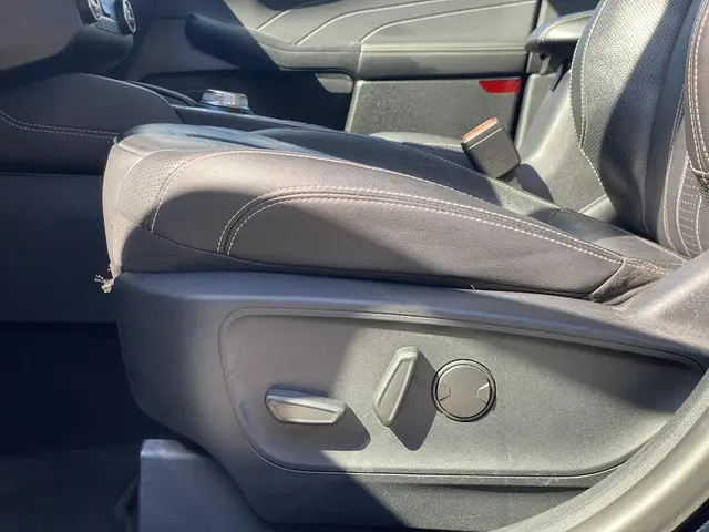 Ford Kuga 2.5 PHEV Vignale 2021 Hybride Benzine 34