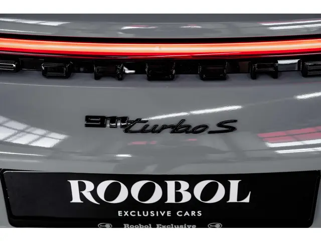 Porsche 911 Turbo S Coupé 2021 Benzine 11