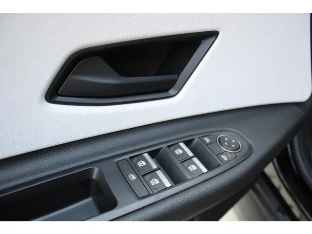 Renault 5 urban range Night & Day 40 kWh 2025 Elektrisch 12