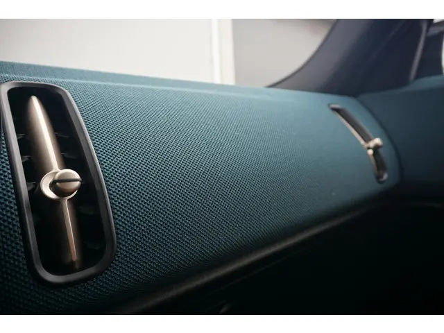 MINI Countryman C 2024 Benzine 16