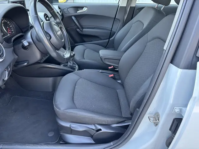 Audi A1 Sportback 1.2 TFSI Admired 2014 Benzine 7