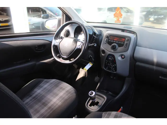 Peugeot 108 1.0 e-VTi Active//GEARBOX BROKEN!! 2018 Benzine 18