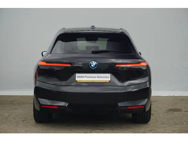 BMW iX xDrive40 2021 Elektrisch 6