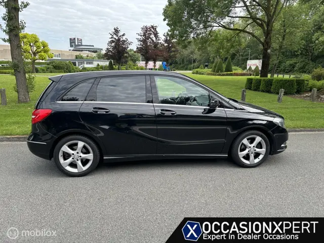 Mercedes-Benz B-Klasse 180 Prestige 2013 Benzine 8