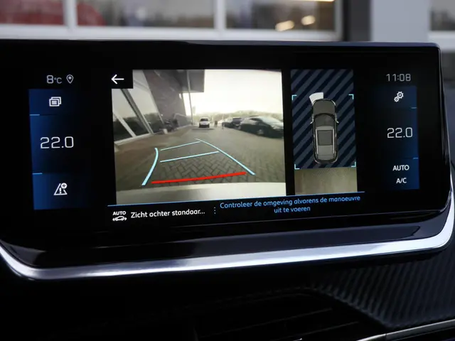 Peugeot 2008 1.2 130PK PureTech GT Pack 2021 Benzine 29