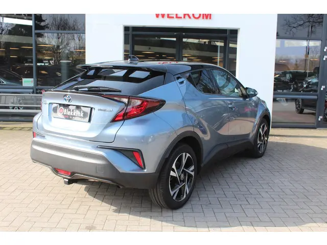Toyota C-HR 1.8 Hybrid Dynamic 2022 Hybride Benzine 12