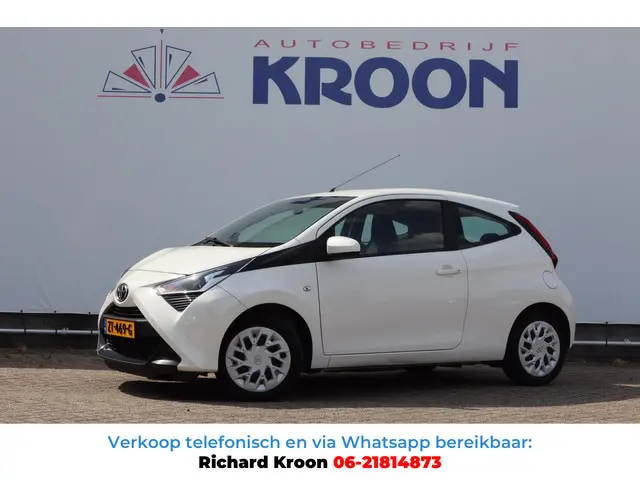 Toyota Aygo 1.0 VVT-i x-play 2019 Benzine
