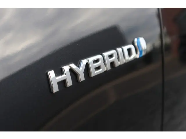 Toyota Yaris 1.5 Hybrid Dynamic 2019 Hybride Benzine 19