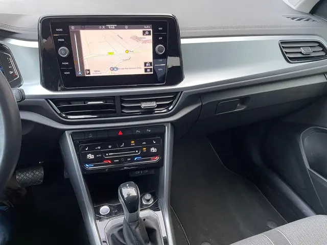 Volkswagen T-Roc 1.5 TSI Style Automaat 2023 Benzine 6