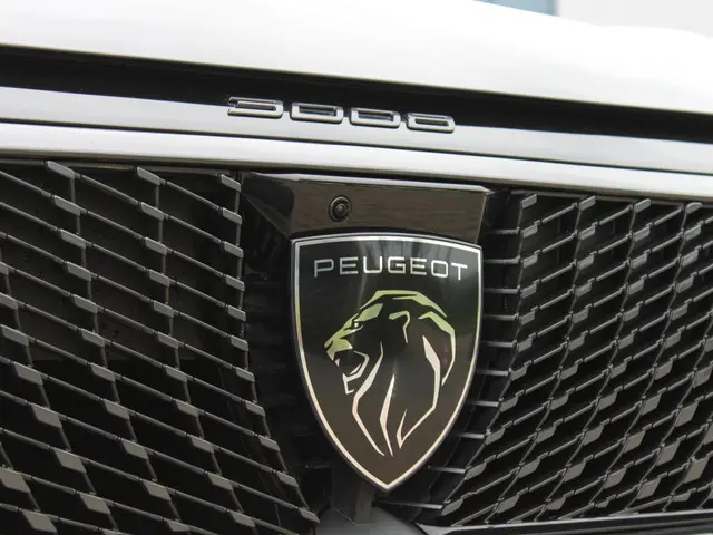 Peugeot 3008 1.2 Hybrid 145 Allure 2025 Hybride Benzine 35