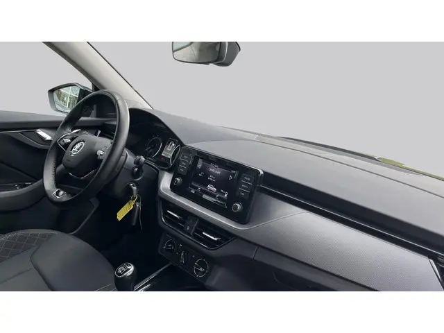 Škoda Kamiq 1.0 TSI Ambition 2023 Benzine 14