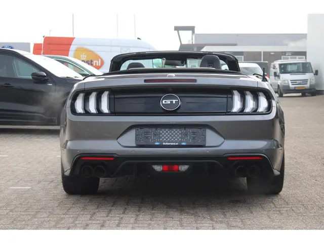 Ford Mustang Convertible 5.0 V8 GT 2022 Benzine 8