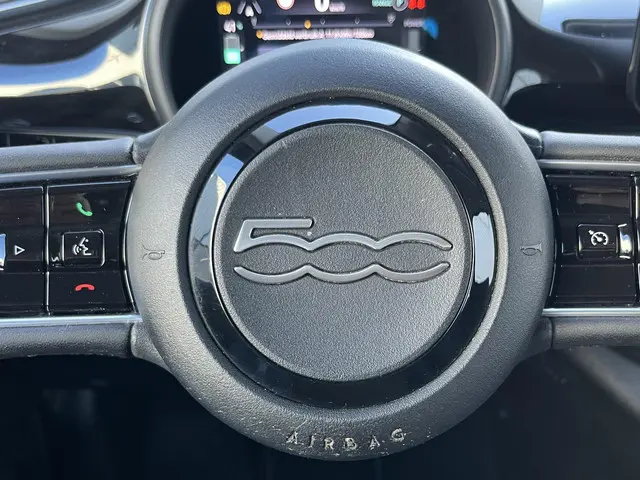 Fiat 500e 42 kWh 2023 Elektrisch 37