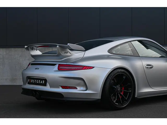 Porsche 911 991 MK1 GT3 2015 Benzine 8