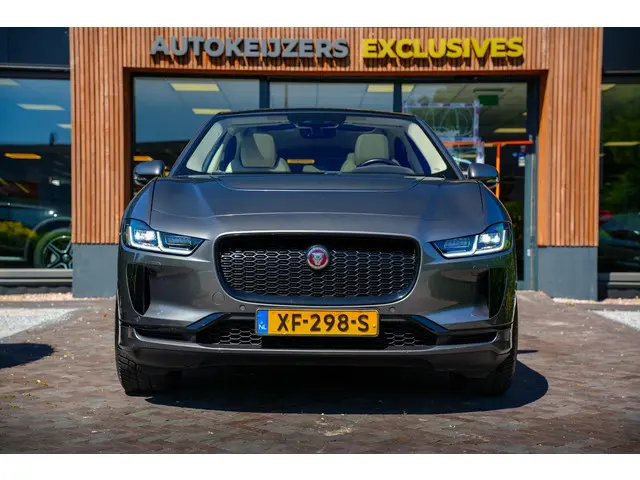 Jaguar I-PACE 3