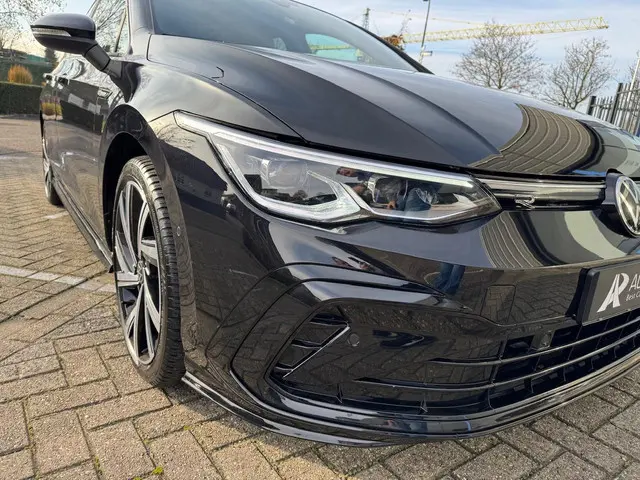 Volkswagen Golf 1.5 eTSI R-Line 2022 Benzine 9