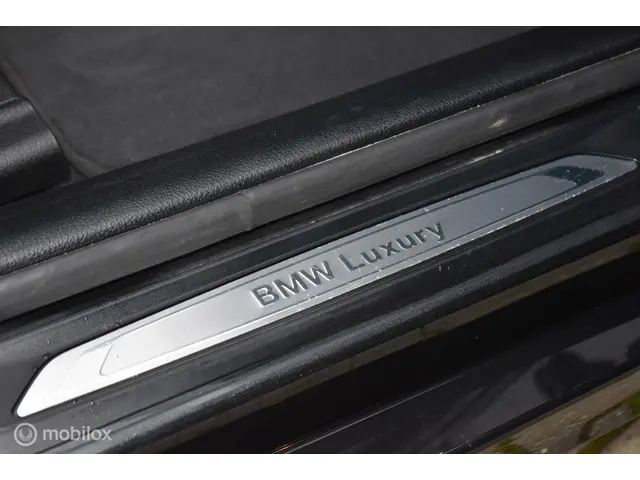 BMW 3 Serie 320i High Executive 2014 Benzine 34