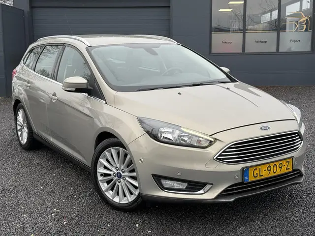 Ford Focus Wagon 1.0 First Edition 2015 Benzine 2
