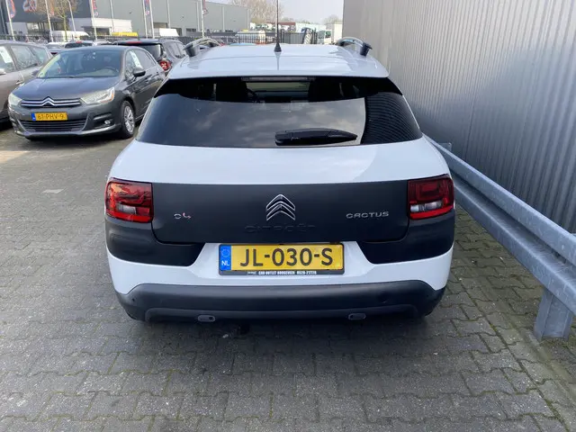 Citroën C4 Cactus 1.2 PureTech Business 2016 Benzine 8