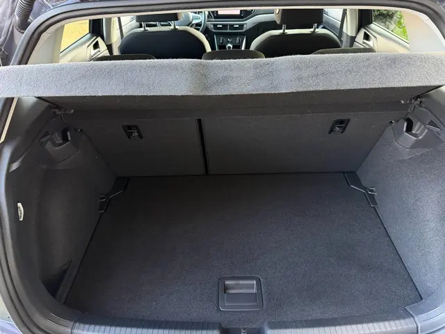 Volkswagen Polo 1.0 TSI Life l ACC l 2022 Benzine 23