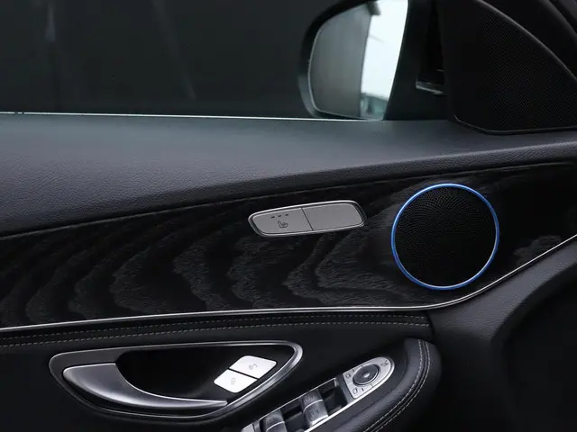 Mercedes-Benz C-Klasse 160 Prestige 2015 Benzine 17