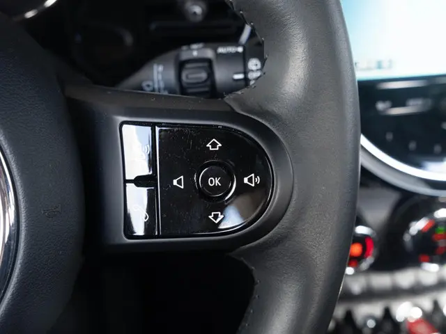 MINI 3-Deurs Cooper Aut. 2023 Benzine 25