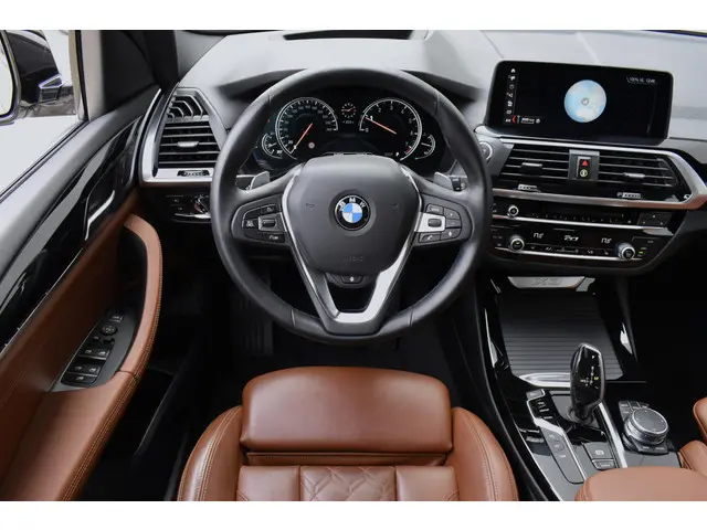 BMW X3 xDrive20i High Executive Edition 2019 Benzine 16