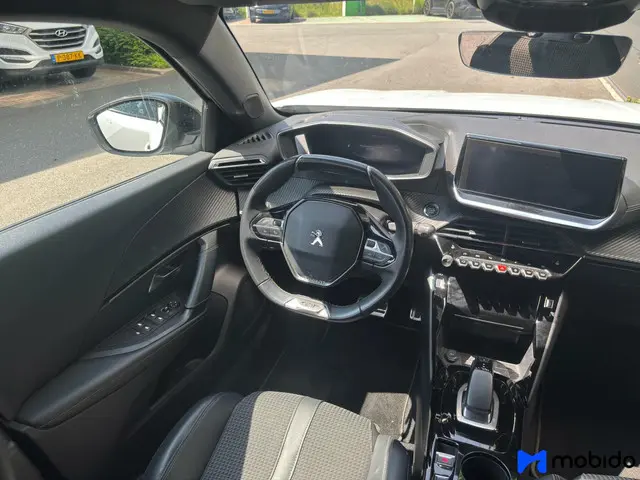 Peugeot e-2008 EV GT Pack 50 kWh 2020 Elektrisch 11