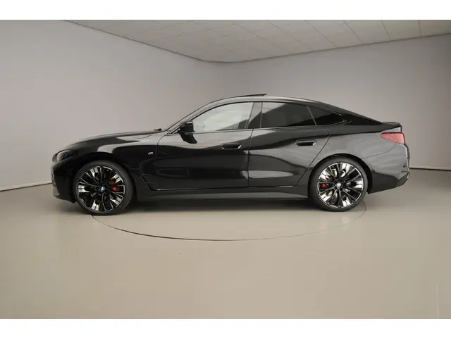 BMW i4 eDrive40 2025 Elektrisch 2
