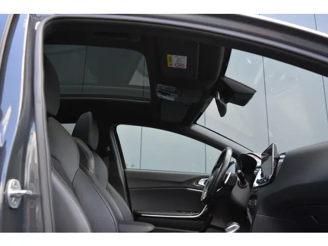 Kia ProCeed 1.4 T-GDI GT-Line 2020 Benzine 24