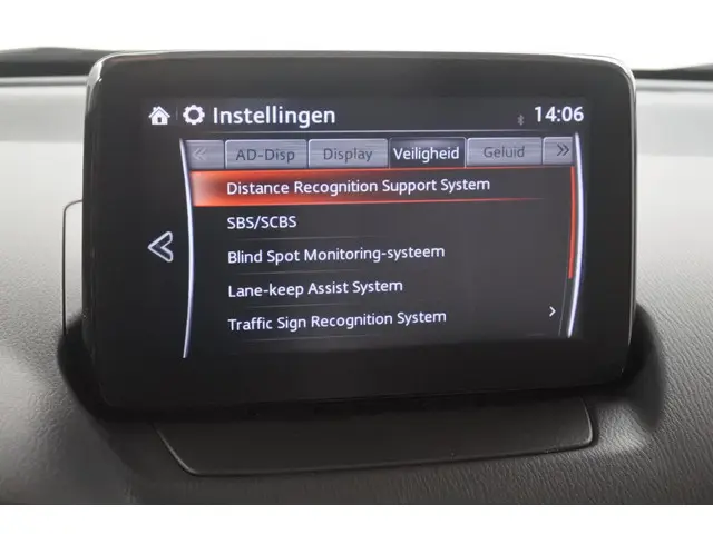 Mazda 2 1.5 90pk Automaat Signature 2020 Benzine 28