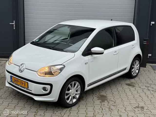Volkswagen up! 1.0 high up! BlueMotion 2015 Benzine 5