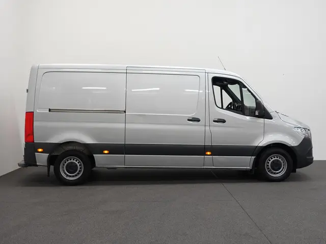 Mercedes-Benz Sprinter 140pk Automaat L2H1 2021 Diesel 7