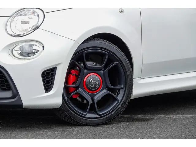 Abarth 595 1.4 T-Jet Pista 2019 Benzine 8