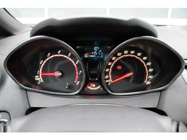 Ford Fiesta 1.6 ST1 2014 Benzine 29