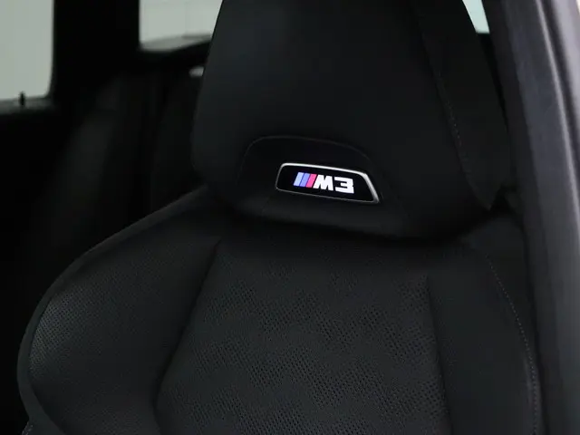 BMW M3 Touring 2023 Benzine 18