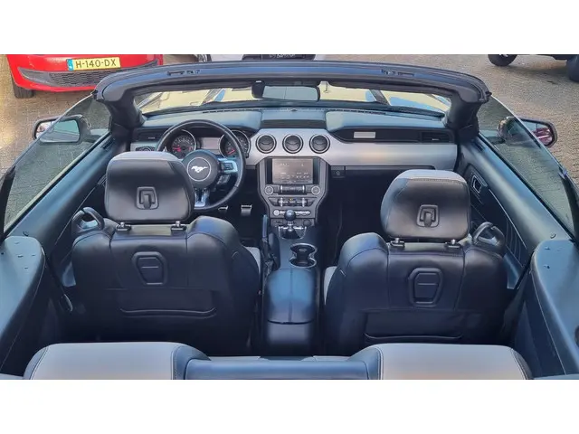 Ford Mustang Convertible 2.3 EcoBoost 2015 Benzine 9