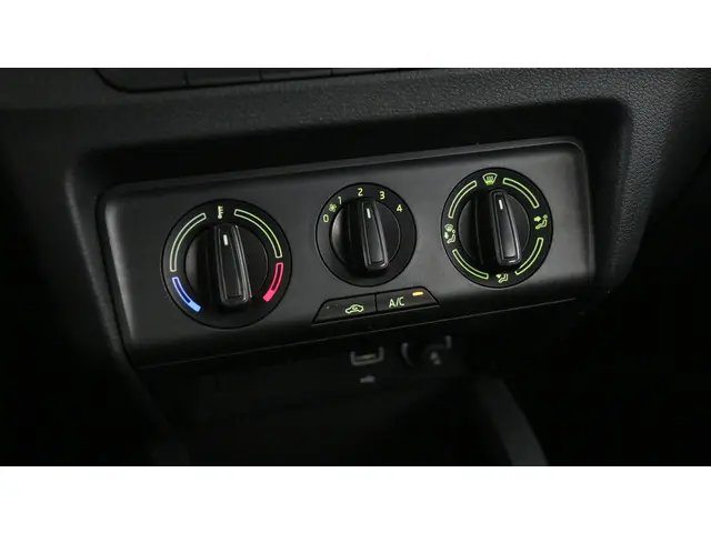 Škoda Fabia 1.0 75pk Active 2019 Benzine 29