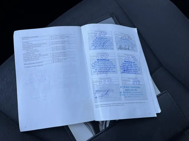 Toyota Yaris 1.0 VVT-i Comfort 2017 Benzine 12